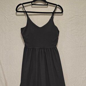 Athleta Elation V-Neck Hybrid Dress, Size S, Large, Black - Stylish & Versatile